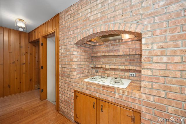 2145 Bauer Road, Jenison, MI 49428