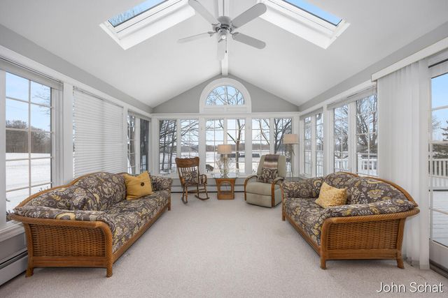 2145 Bauer Road, Jenison, MI 49428