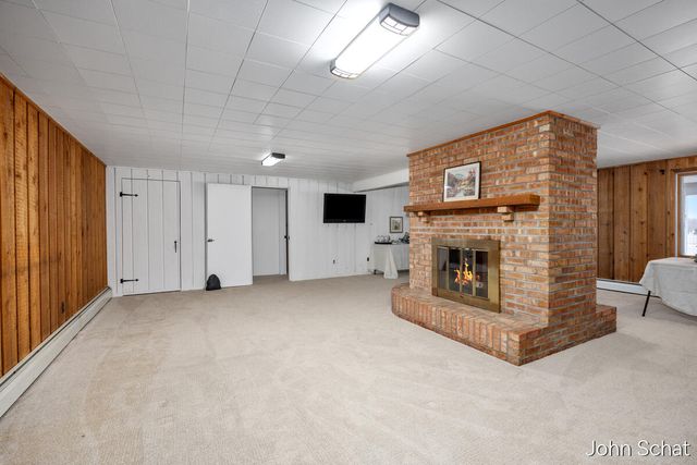 2145 Bauer Road, Jenison, MI 49428