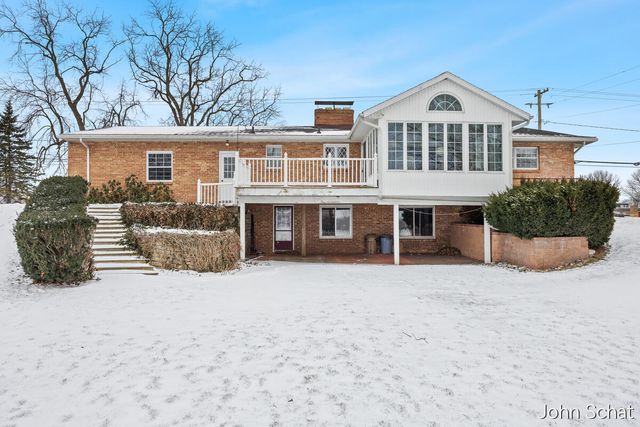 2145 Bauer Road, Jenison, MI 49428