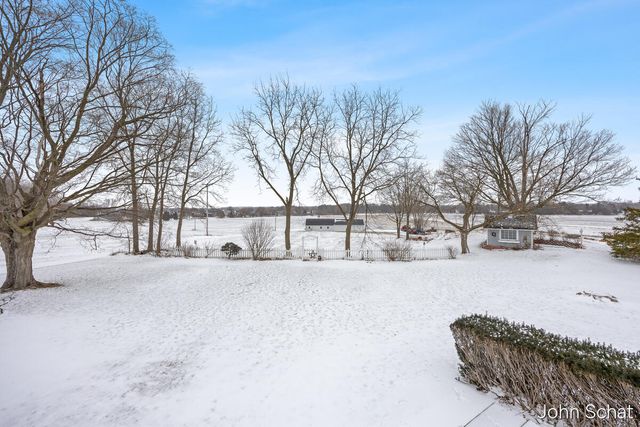 2145 Bauer Road, Jenison, MI 49428