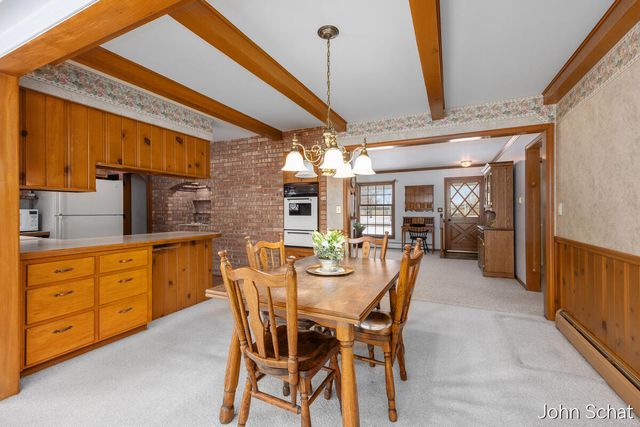 2145 Bauer Road, Jenison, MI 49428