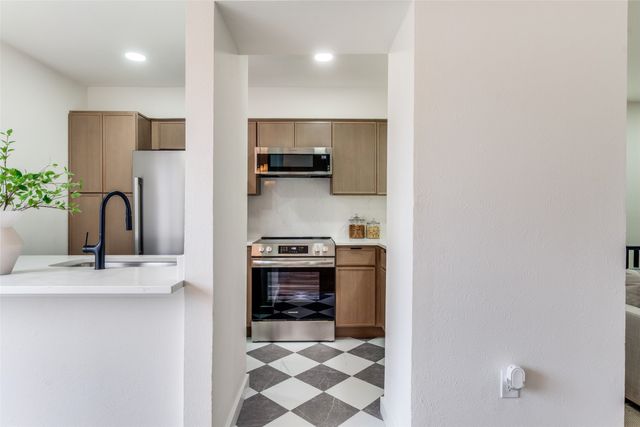 4147 Newton Avenue F, Dallas, TX 75219