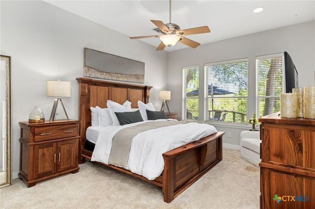 326 Red Bird Lane, Kingsbury, TX 78638