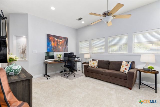 326 Red Bird Lane, Kingsbury, TX 78638