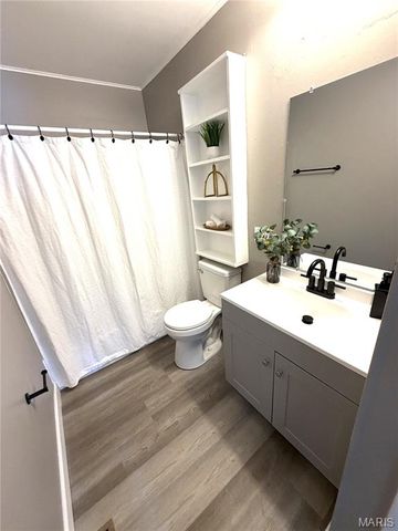 206 Persimmon Drive, O'fallon, IL 62269