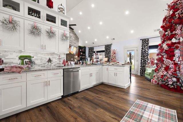 210 Marco Island Drive, Somerset, KY 42503