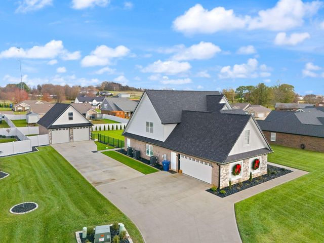 210 Marco Island Drive, Somerset, KY 42503