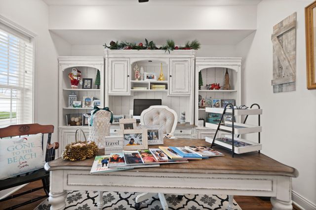 210 Marco Island Drive, Somerset, KY 42503