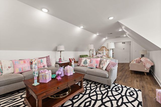 210 Marco Island Drive, Somerset, KY 42503