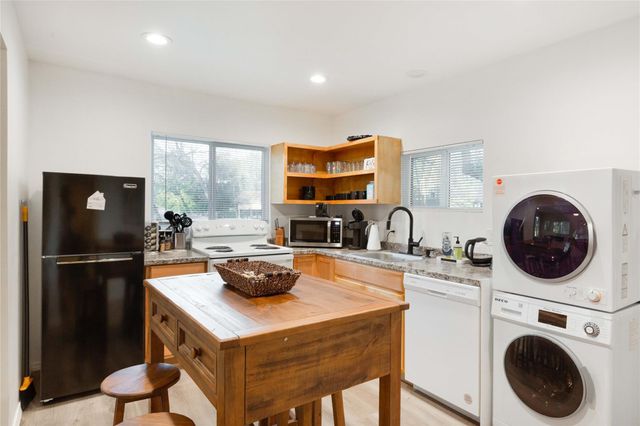 16211 Monks Mountain DR, Austin, TX 78734