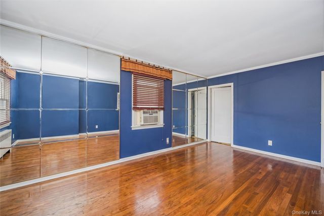 12135 Milburn Street, Springfield Gardens, NY 11413