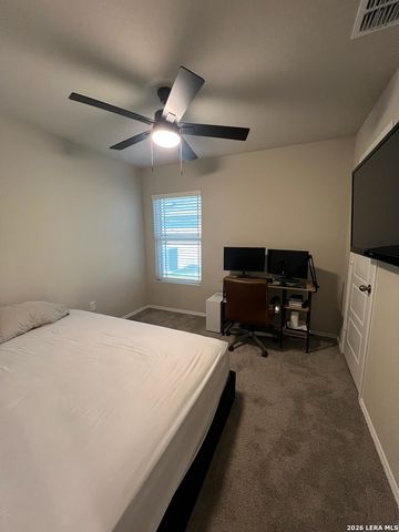 8824 Broad Wing Dr, San Antonio, TX 78222