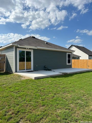 8824 Broad Wing Dr, San Antonio, TX 78222