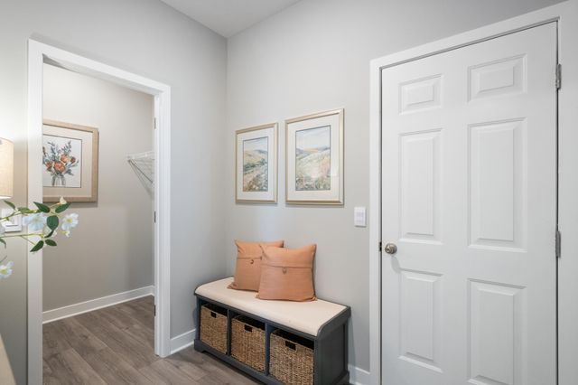 2089 Kestrel Drive, Shakopee, MN 55379