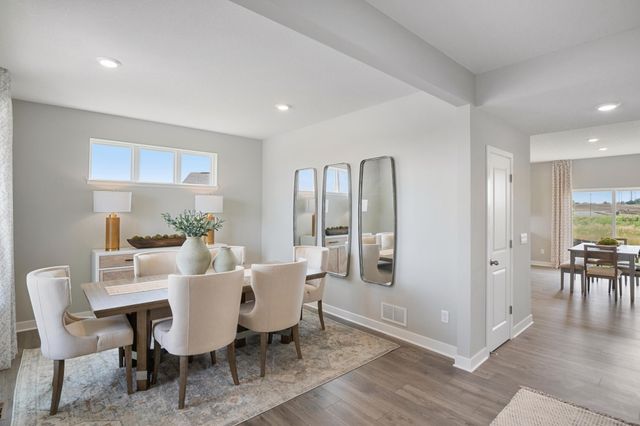 2089 Kestrel Drive, Shakopee, MN 55379