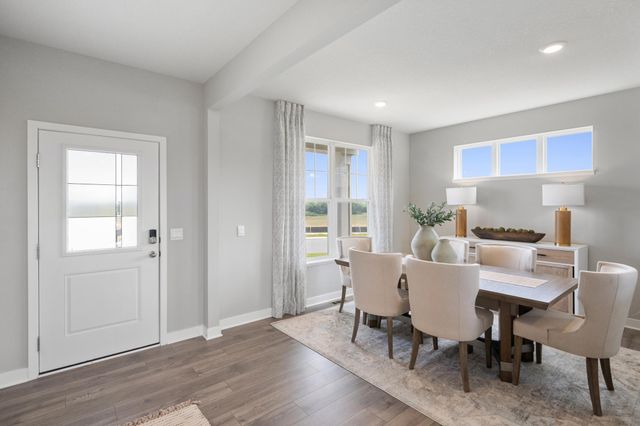 2089 Kestrel Drive, Shakopee, MN 55379