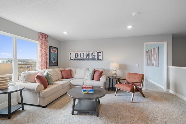2089 Kestrel Drive, Shakopee, MN 55379