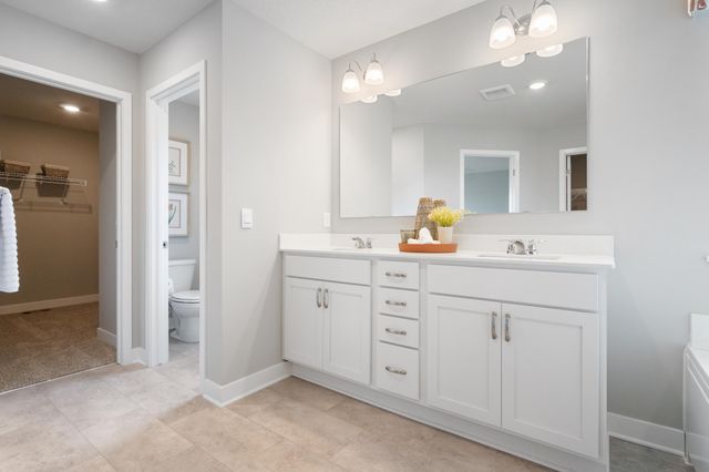 2089 Kestrel Drive, Shakopee, MN 55379