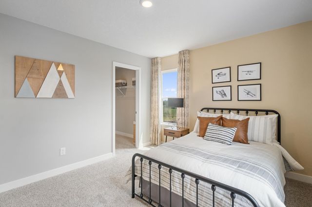 2089 Kestrel Drive, Shakopee, MN 55379