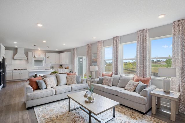 2089 Kestrel Drive, Shakopee, MN 55379