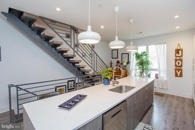 107 OLIVE STREET, Philadelphia, PA 19123