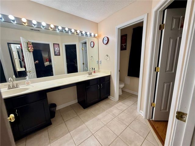 137 Park Forest NW Drive, Kennesaw, GA 30144