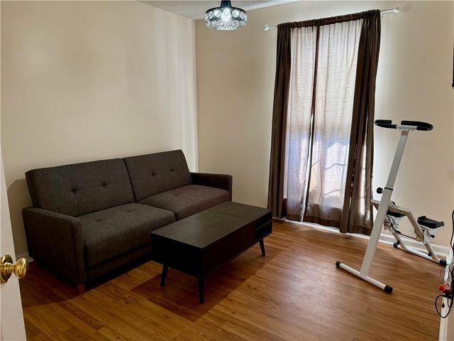 137 Park Forest NW Drive, Kennesaw, GA 30144