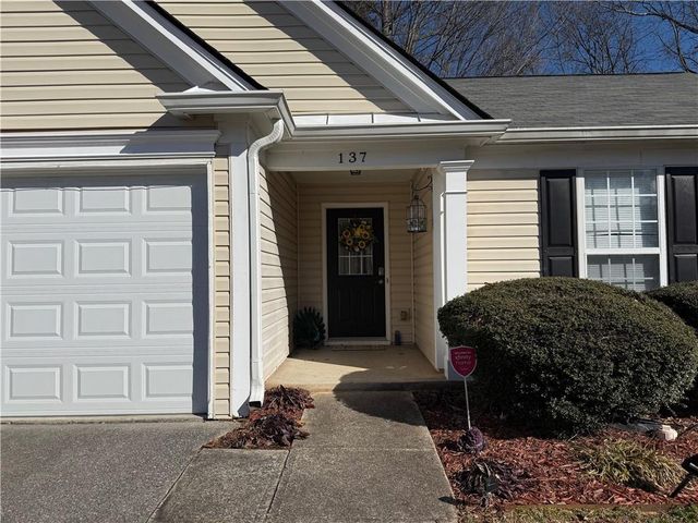 137 Park Forest NW Drive, Kennesaw, GA 30144
