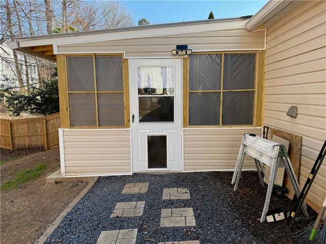 137 Park Forest NW Drive, Kennesaw, GA 30144