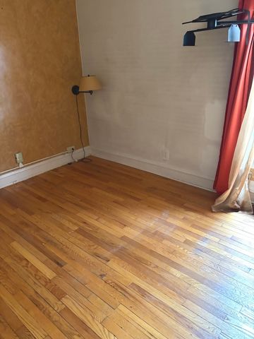 7713 S Cornell Avenue, Chicago, IL 60649