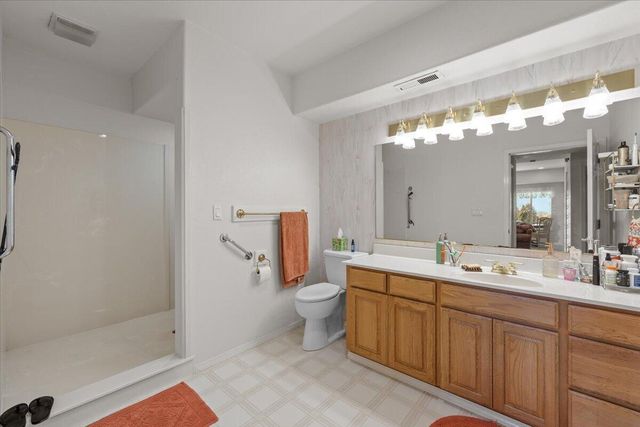 395 Autumn Lane, Jacksonville, OR 97530