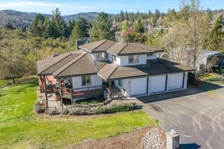 395 Autumn Lane, Jacksonville, OR 97530