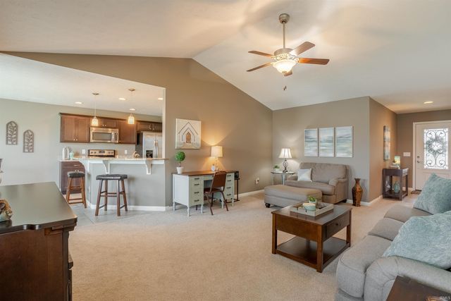 9916 Arbor Lake Drive, Newburgh, IN 47630
