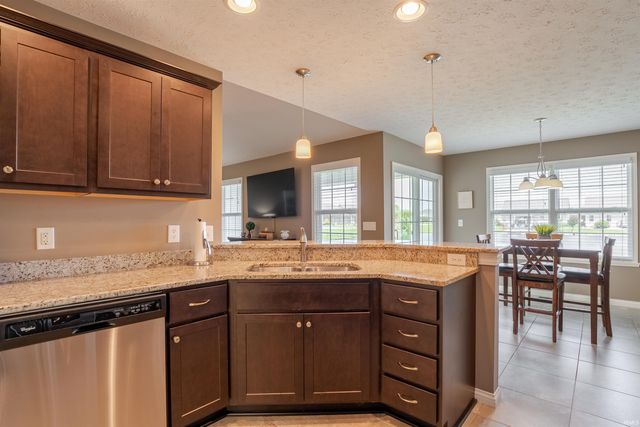 9916 Arbor Lake Drive, Newburgh, IN 47630