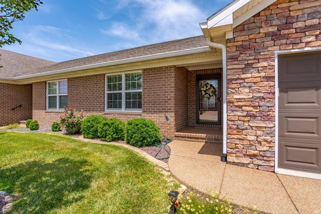 9916 Arbor Lake Drive, Newburgh, IN 47630