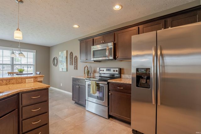 9916 Arbor Lake Drive, Newburgh, IN 47630
