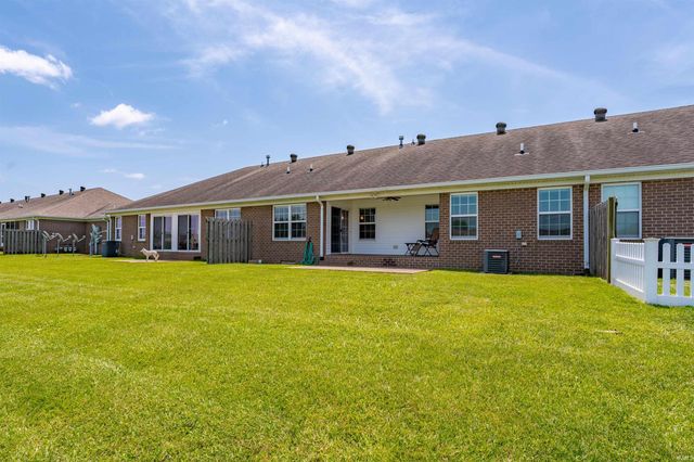 9916 Arbor Lake Drive, Newburgh, IN 47630