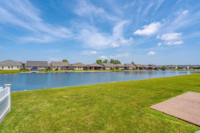 9916 Arbor Lake Drive, Newburgh, IN 47630