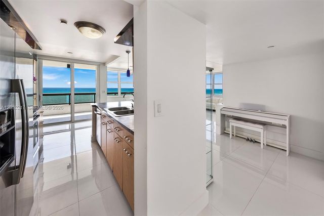 2555 Collins Ave 1511, Miami Beach, FL 33140