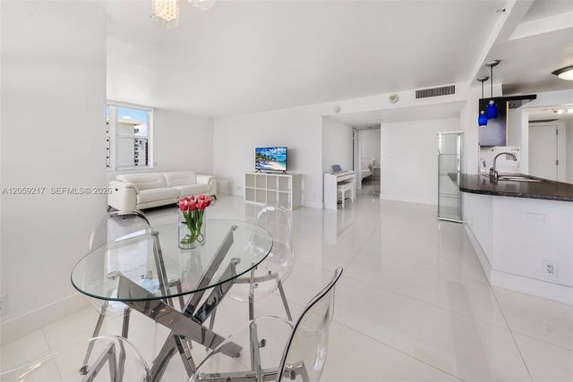 2555 Collins Ave 1511, Miami Beach, FL 33140