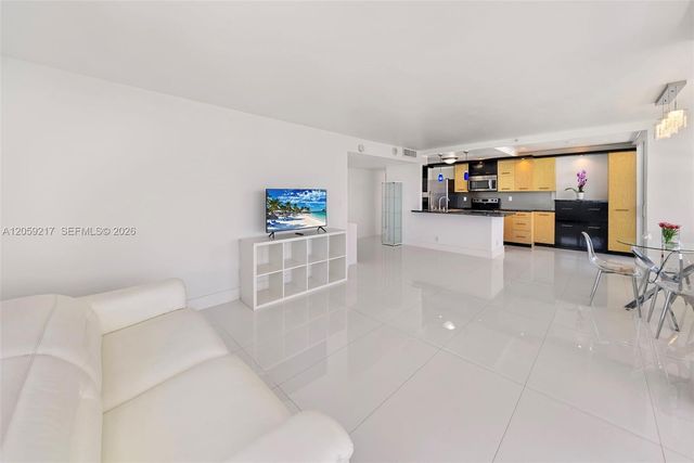 2555 Collins Ave 1511, Miami Beach, FL 33140