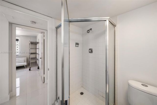 2555 Collins Ave 1511, Miami Beach, FL 33140