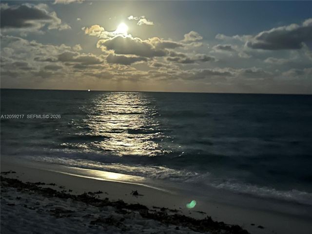 2555 Collins Ave 1511, Miami Beach, FL 33140