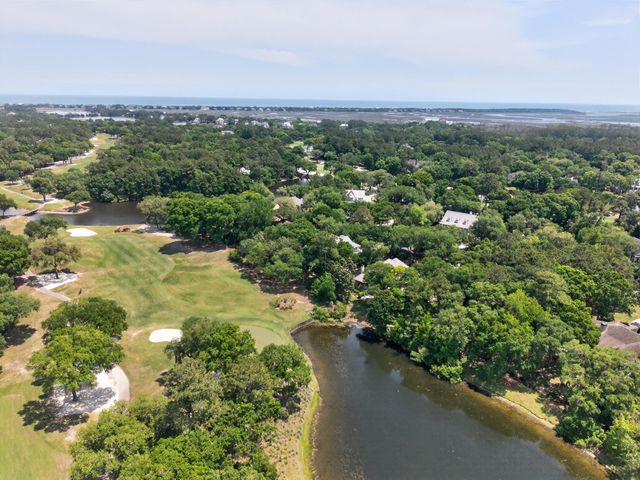 193 Summerwood Ln., Georgetown, SC 29440
