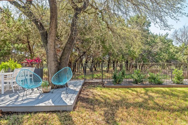 8221 Carranzo DR, Austin, TX 78735