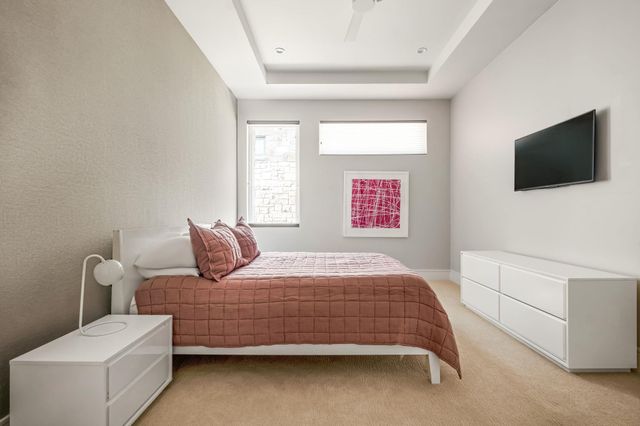 8221 Carranzo DR, Austin, TX 78735