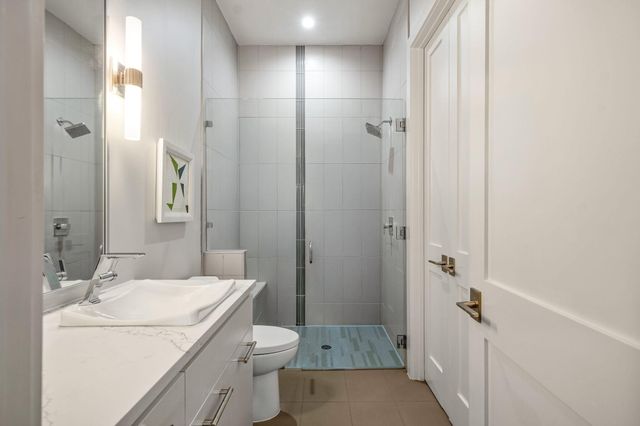 8221 Carranzo DR, Austin, TX 78735