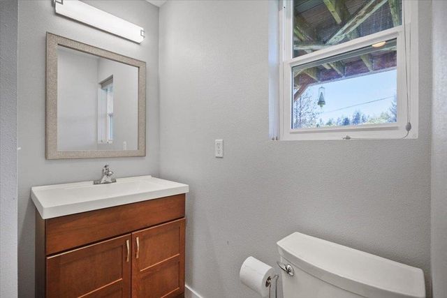17205 N DAKOTA Ln, Colbert, WA 99005