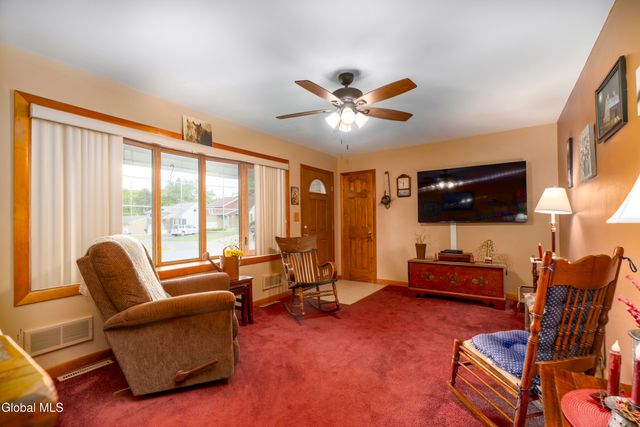 2368 Pine Avenue, Schenectady, NY 12304